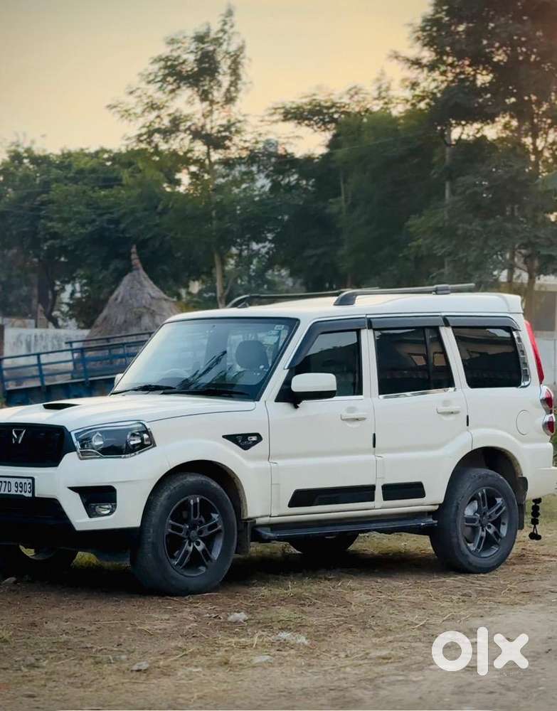 Mahindra Diesel Car 2022