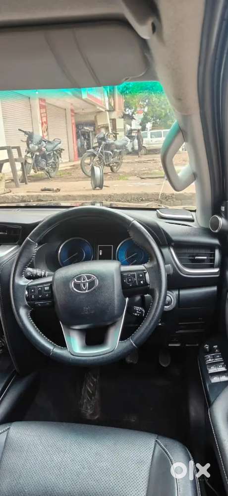 Toyota Fortuner Diesel 2025