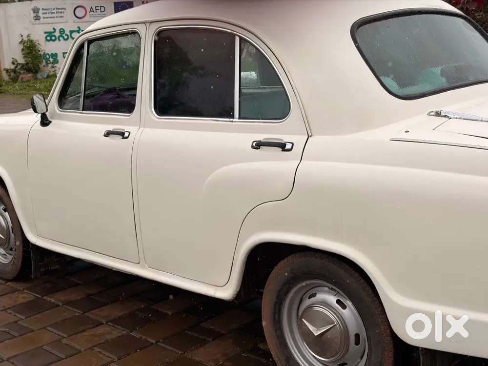Ambassador Ambassador 1993 Diesel 98000 Km Driven