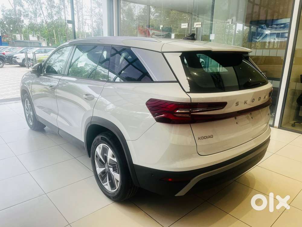 Skoda Kodiaq 2.0 L&k Tsi Dsg, 2025, Petrol