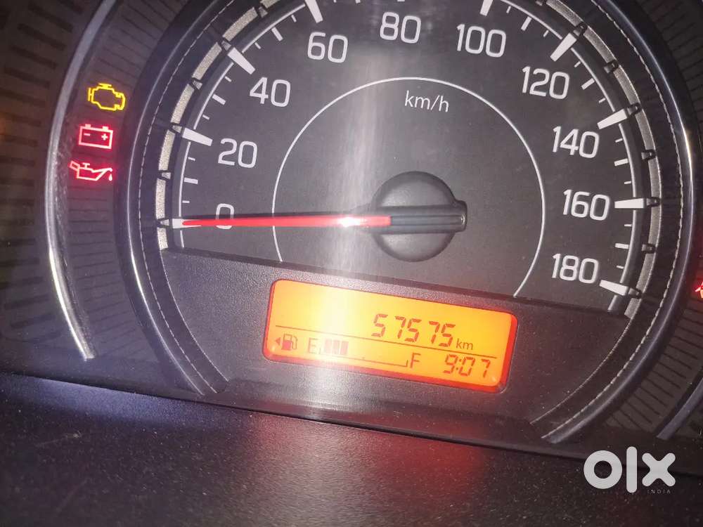 1 Saal Gari Chala H Gaari Government Office Me Chalta Tha