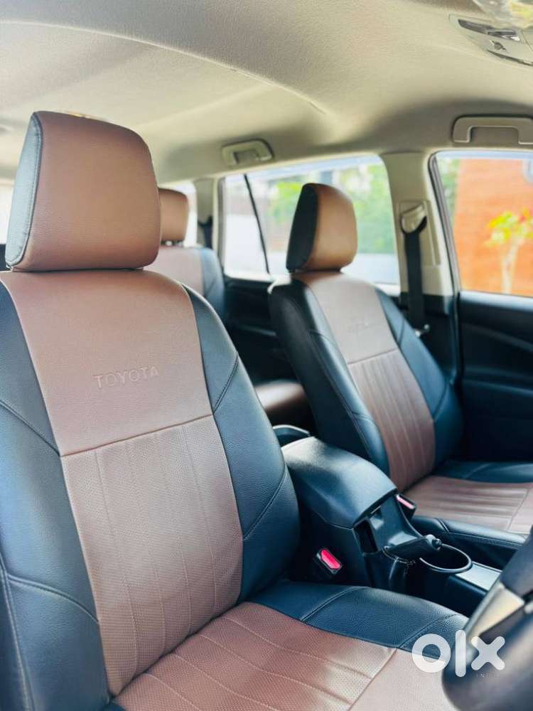 Toyota Innova Crysta 2.8 Gx At 7 Str, 2016, Diesel