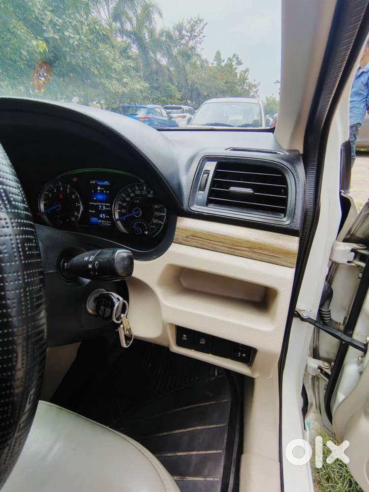 Maruti Suzuki Ciaz Smart Hybrid Sigma , 2023, Petrol