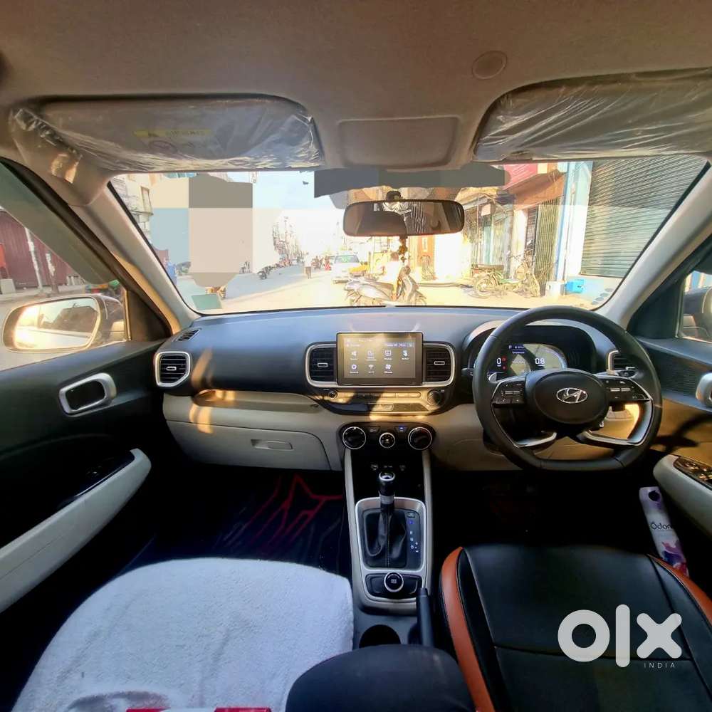 Hyundai Venue Dct 2024