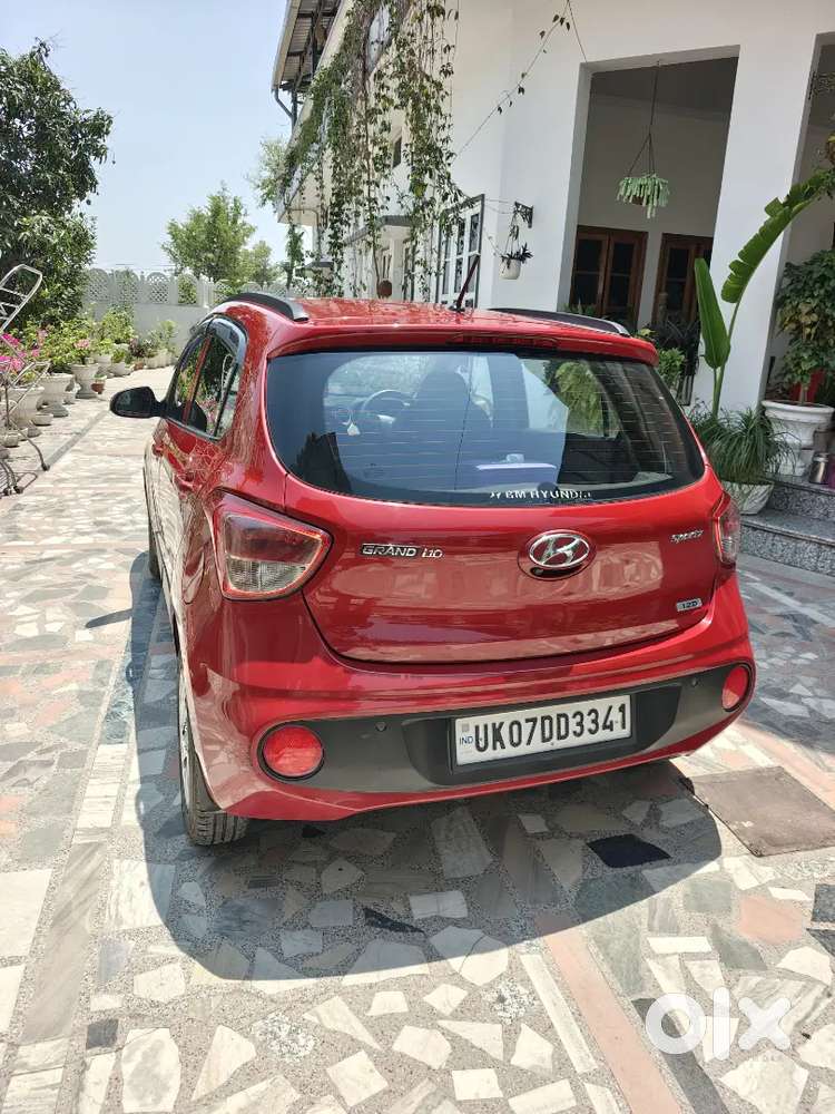 Hyundai Grand I10 2018 Diesel 21600 Km Driven
