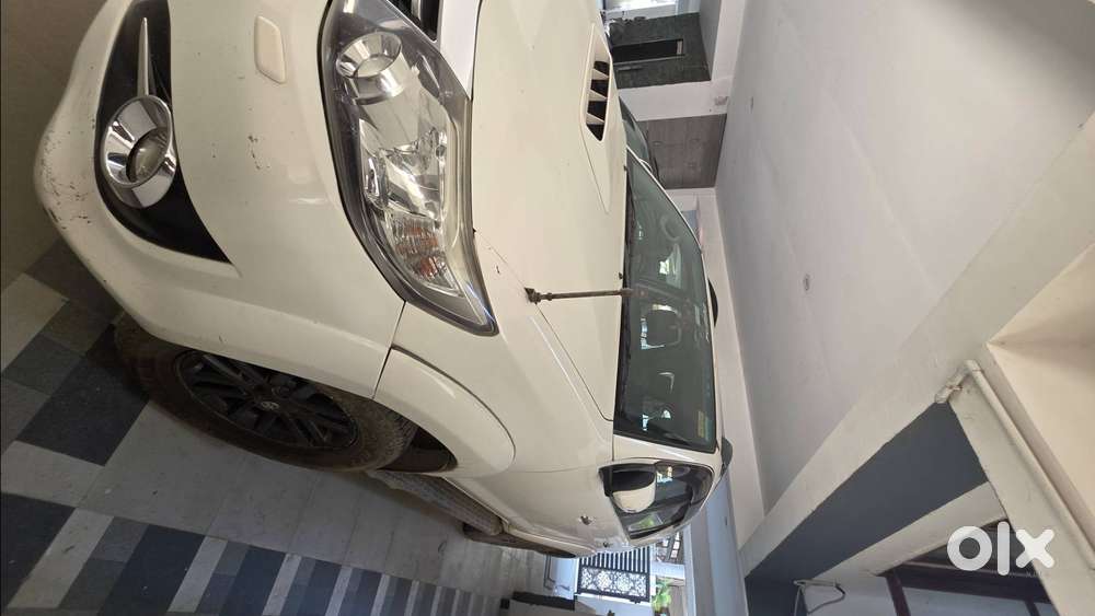 Toyota Fortuner For Sale 4×4 Manual In Good Condition