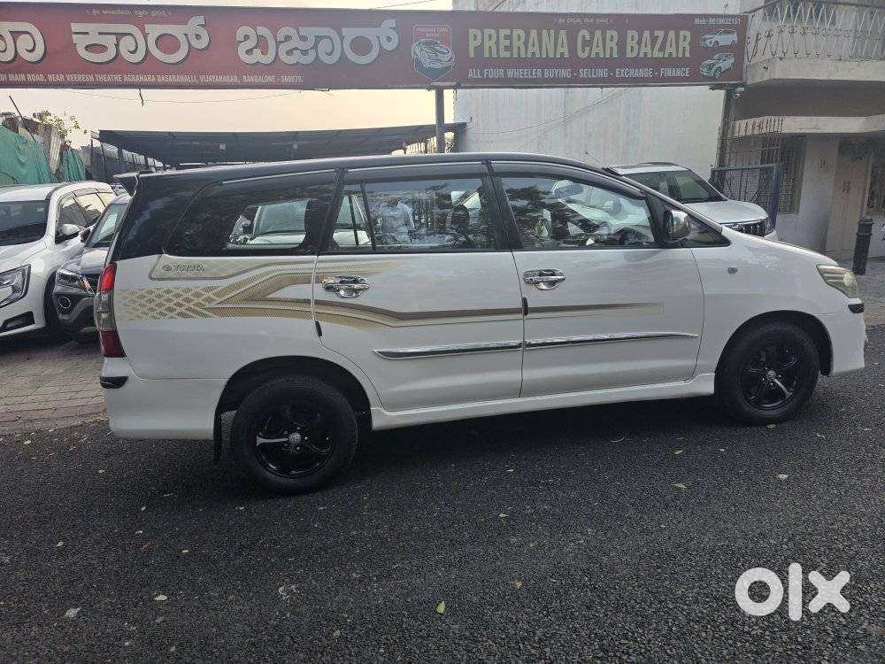 Toyota Innova 2.5 V 7 Str, 2013, Diesel