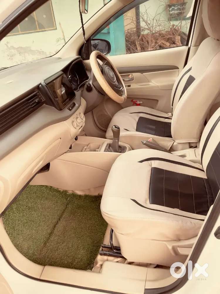 Ertiga Maruti Suzuki 2021