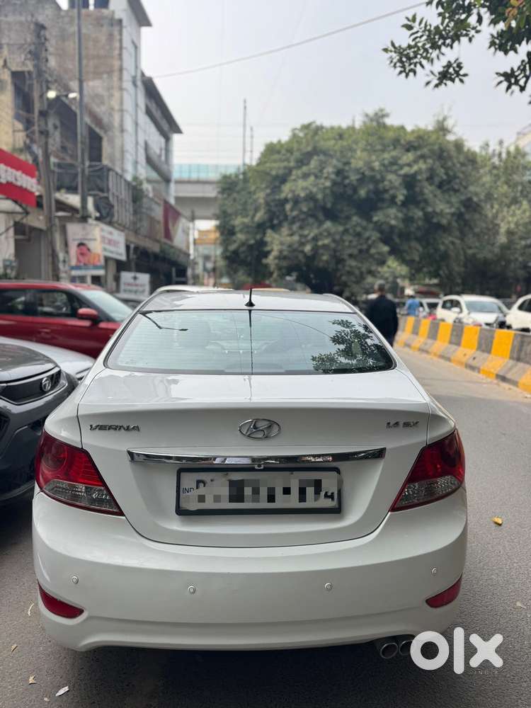 Hyundai Verna 1.6 Vtvt Sx, 2013, Petrol