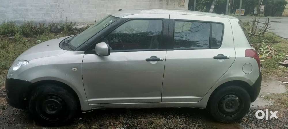 Very Good Condition Ac Power Staring Power Window Centre Lock