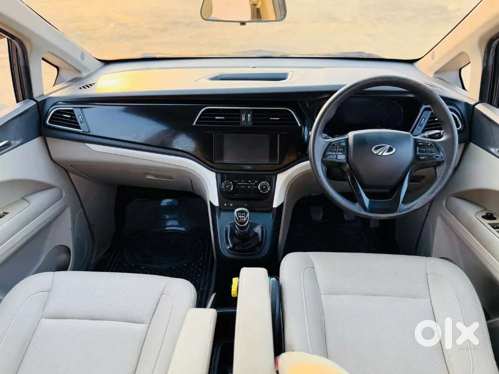 Mahindra Marazzo 1.5 M8 2018
