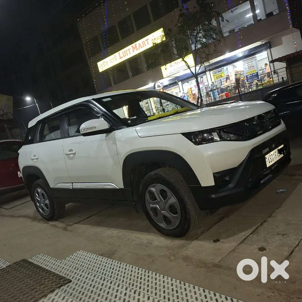 Maruti Suzuki Brezza 2024 Petrol 13950 Km Driven