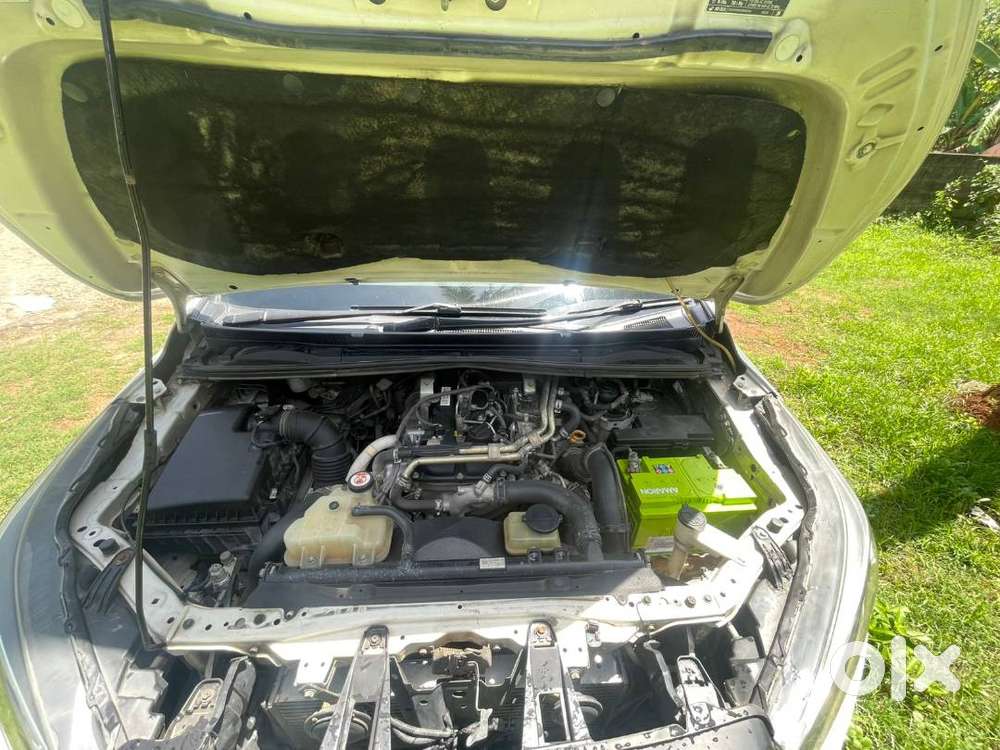 Toyota Innova Crysta 2018 Diesel Well Maintained
