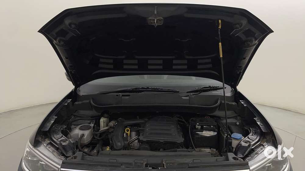 Volkswagen Taigun Topline 1.0 Tsi At (electric Seats), 2022, Petrol