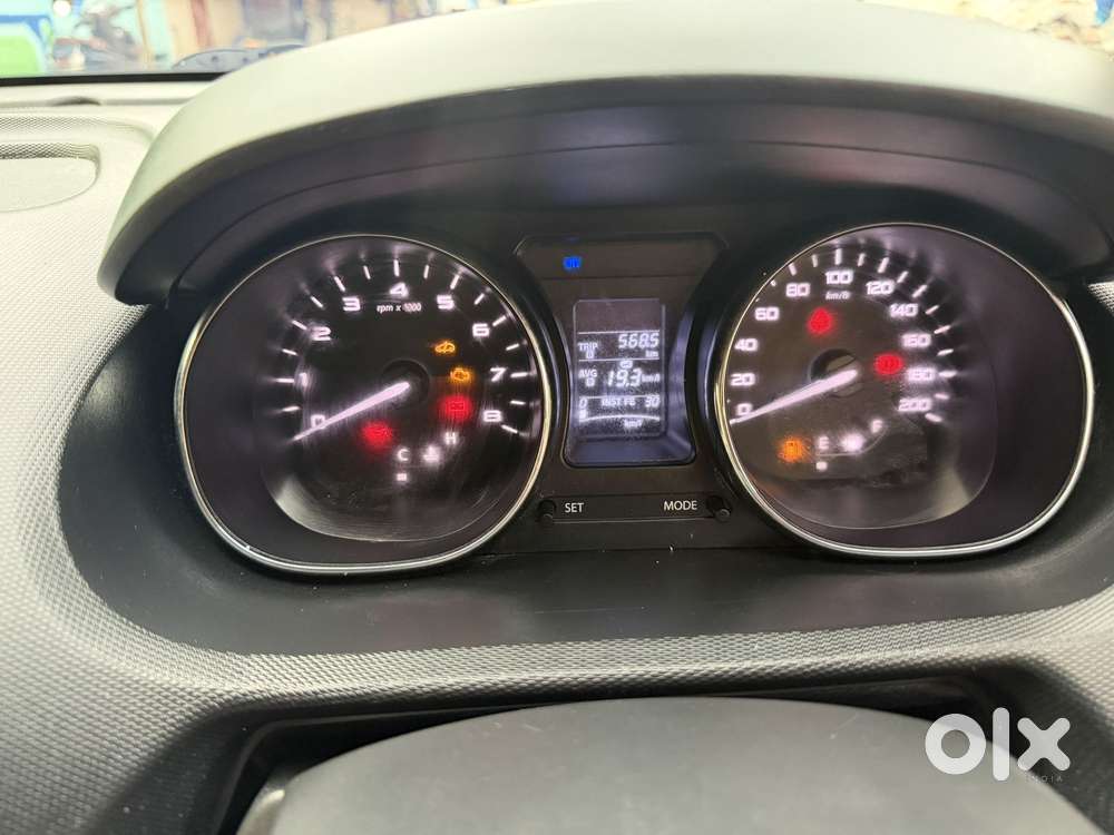 Tata Tiago 1.2 Revotron Xz (o), 2018, Petrol