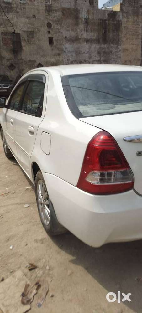 Toyota Etios Vx Xclusive, 2015, Petrol