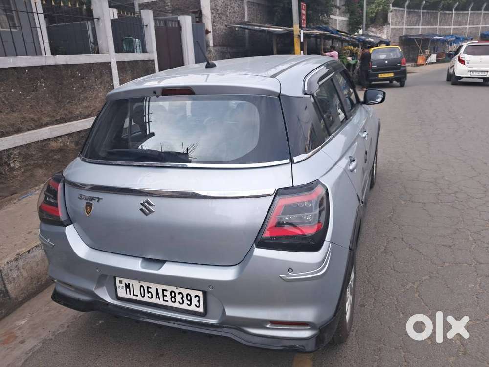 Fully Loaded With Assessories, Quality Seat Covers And Dash Cam