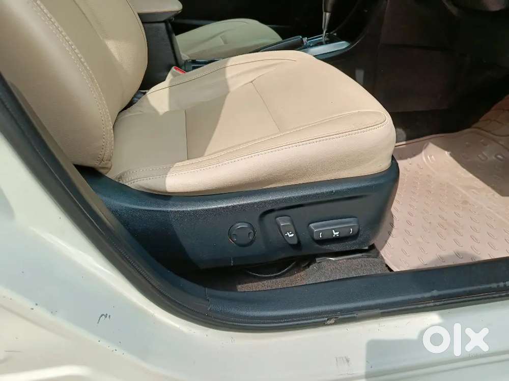 Toyota Corolla Altis 2016 Vl Automatic Top Variant