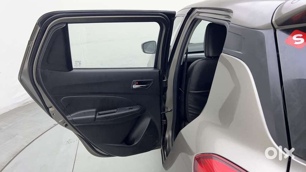 Maruti Suzuki Swift Vvt Vxi, 2021, Petrol