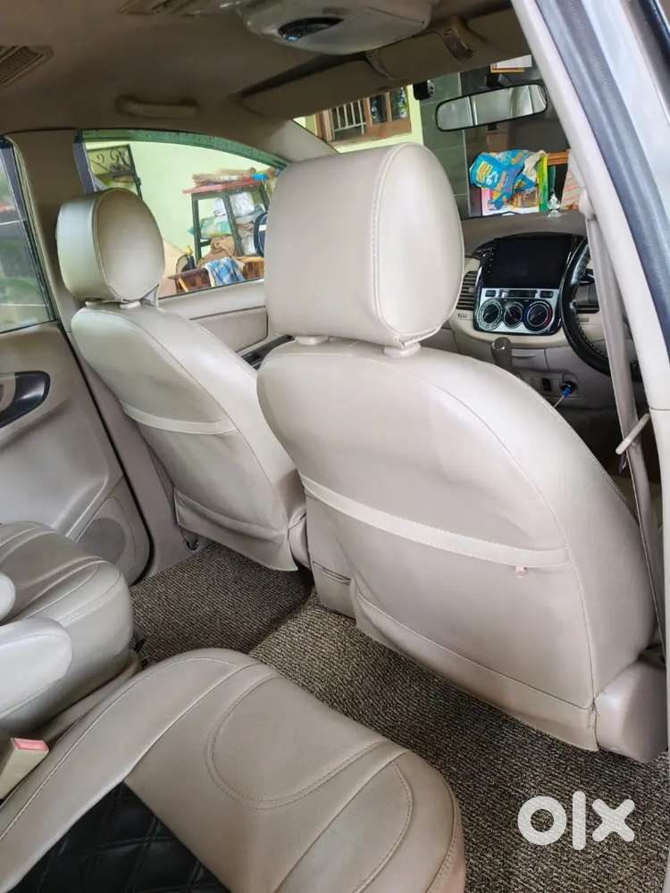 Toyota Innova 2010 Diesel 192000 Km Driven