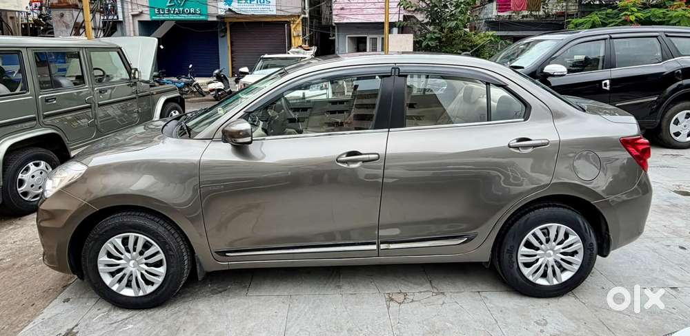 Maruti Suzuki Swift Dzire Vxi Optional, 2021, Petrol