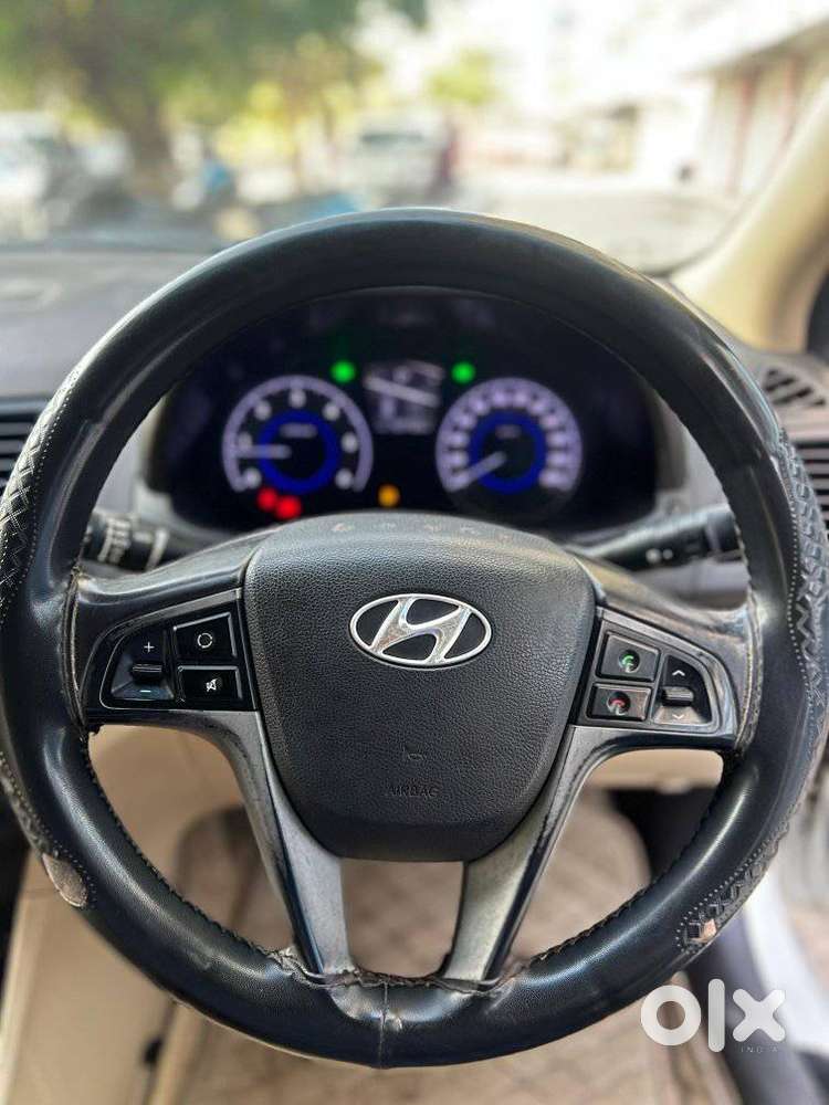 Hyundai Verna Fluidic 1.6 Sx Crdi Opt At, 2015, Diesel