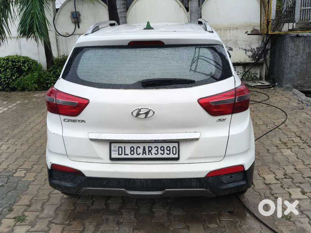White Colour Creta