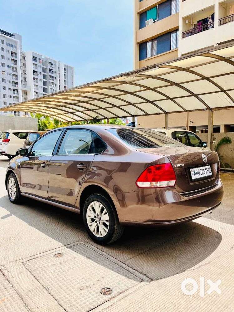 Volkswagen Vento 1.2 Tsi Highline Plus At, 2014, Petrol