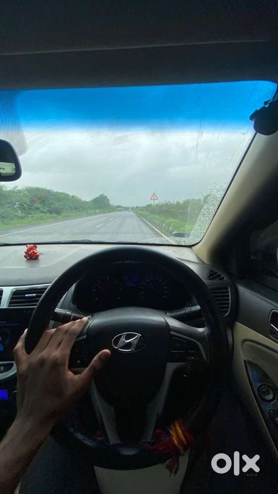 Hyundai Verna Crdi 2012