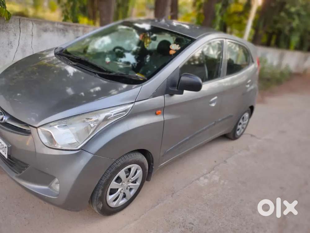 Excellent Condition Eon Petrol + Lpg 2012 Dec Model