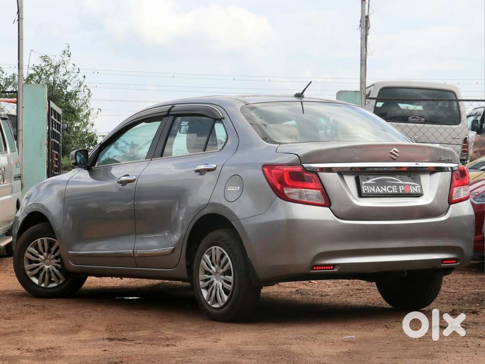 Maruti Suzuki Dzire 1.2 Vxi, 2022, Petrol