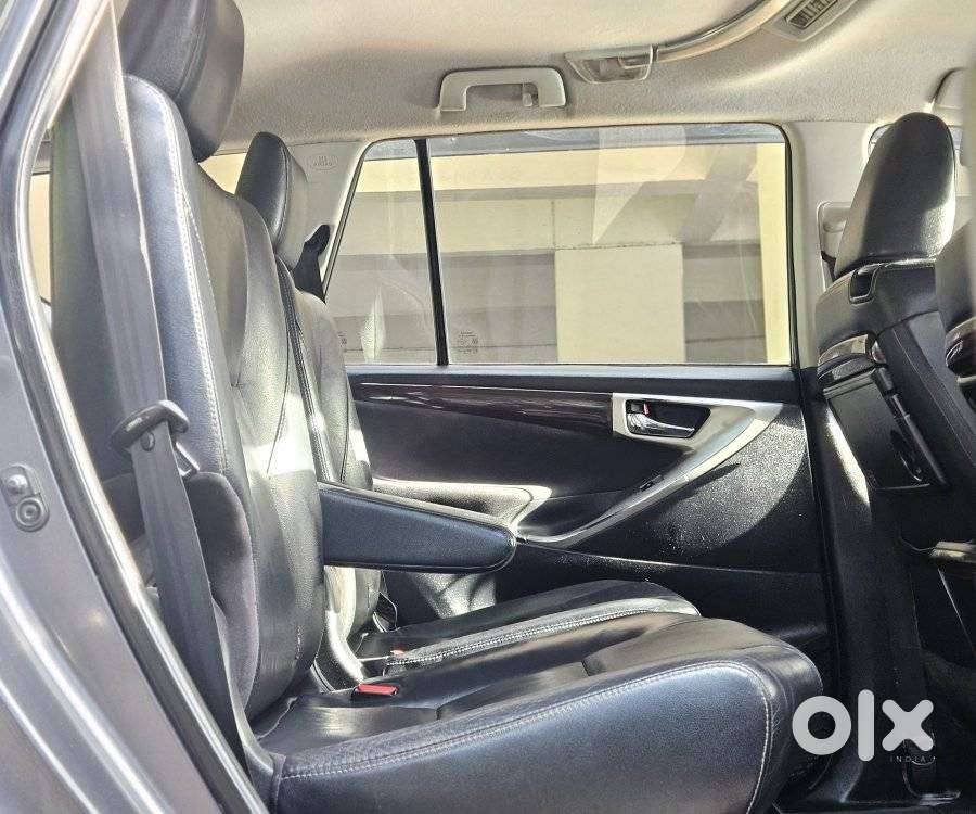 Toyota Innova Crysta 2.4 Z 7 Str, 2017, Diesel