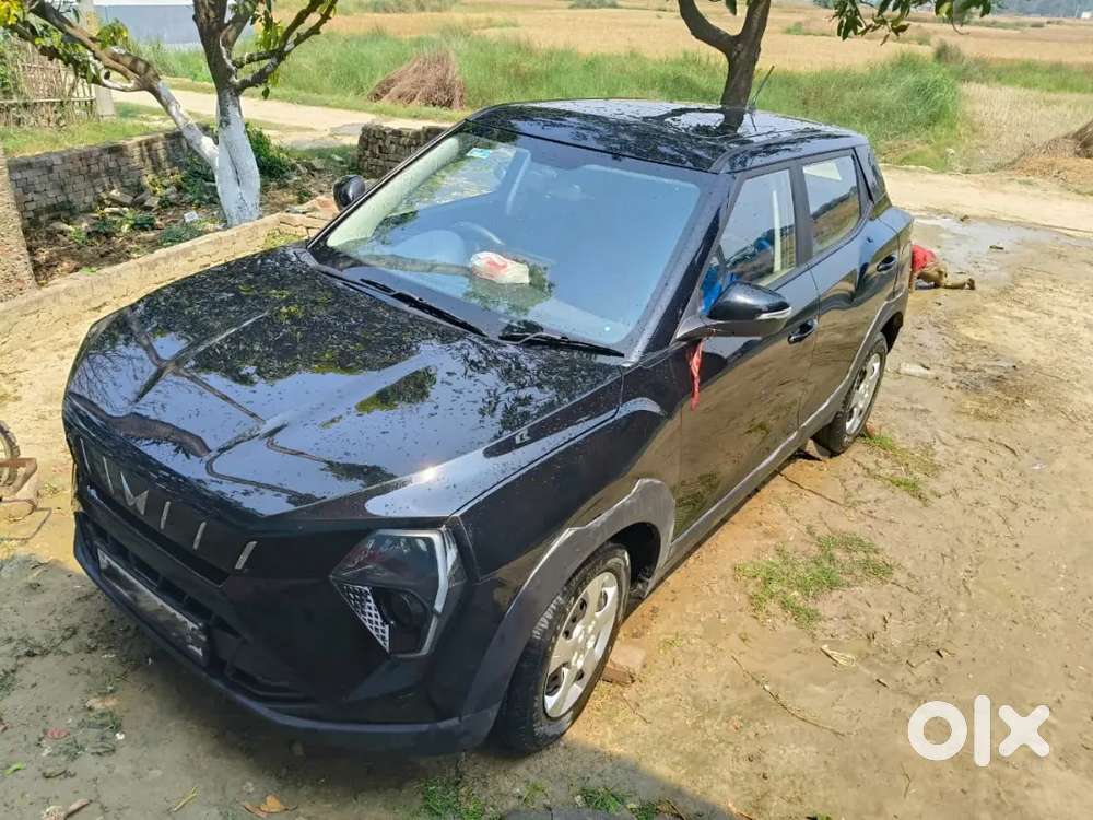 Mahindra Xuv 3xo 2025 Petrol 2316 Km Driven