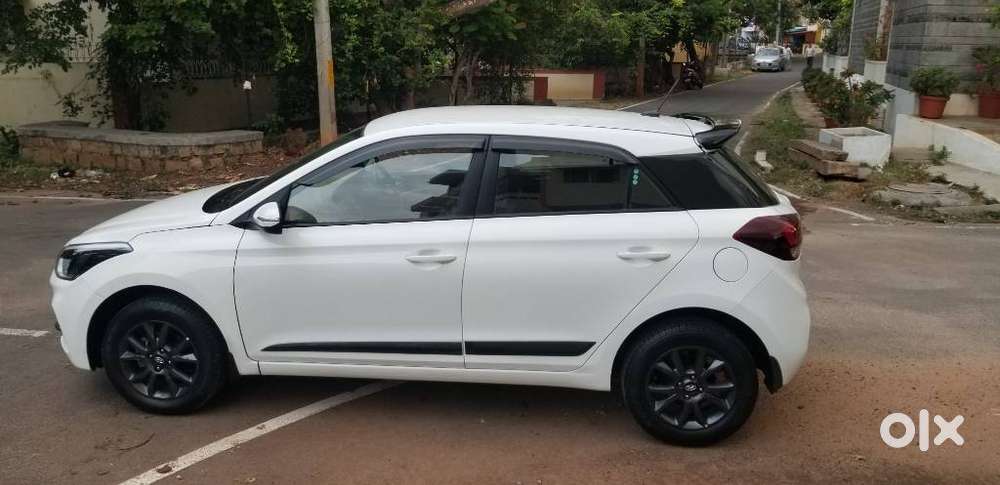 Hyundai Elite I20 Sportz Plus, 2019, Petrol