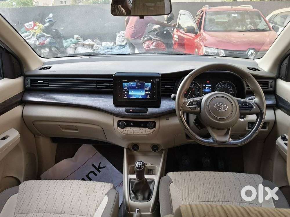 Toyota Rumion V Mt, 2024, Petrol