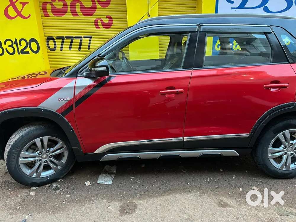 Brezza Zdi+dual Tone, Single Own, Well Maintained