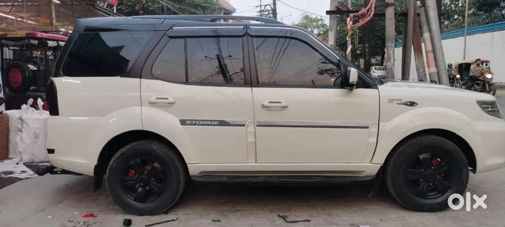 Tata Safari Storme Vx, 2018, Diesel