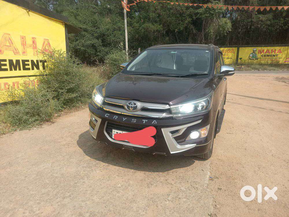 Toyota Innova Crysta 2.4 V 7 Str, 2017, Diesel