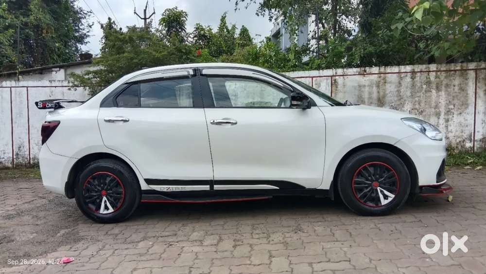 Maruti Suzuki Dzire 1.2 Vxi, 2022, Petrol