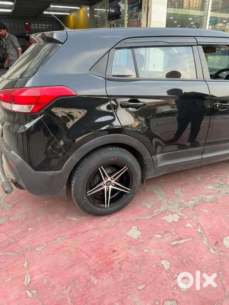 Hyundai Creta 2019 E+ Diesel – Black/well Maintained/high Mileage