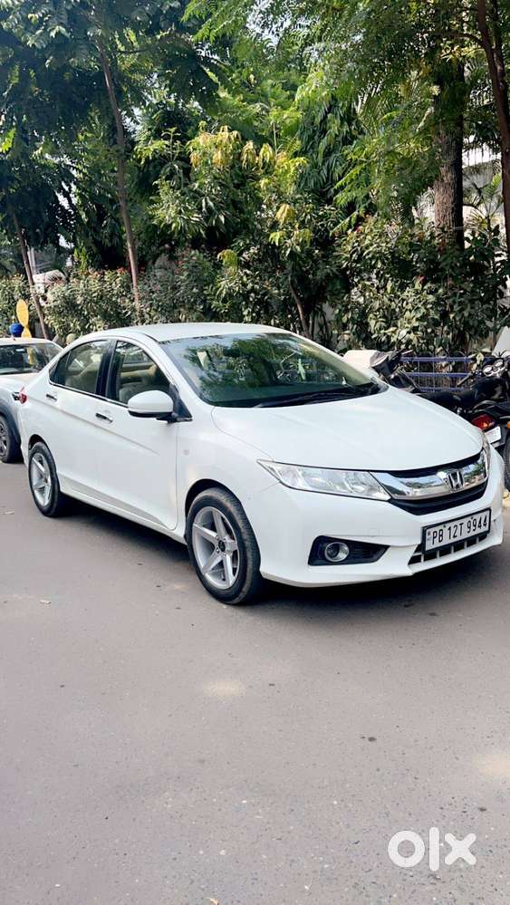 Good Condition Car New Tyre Allow With