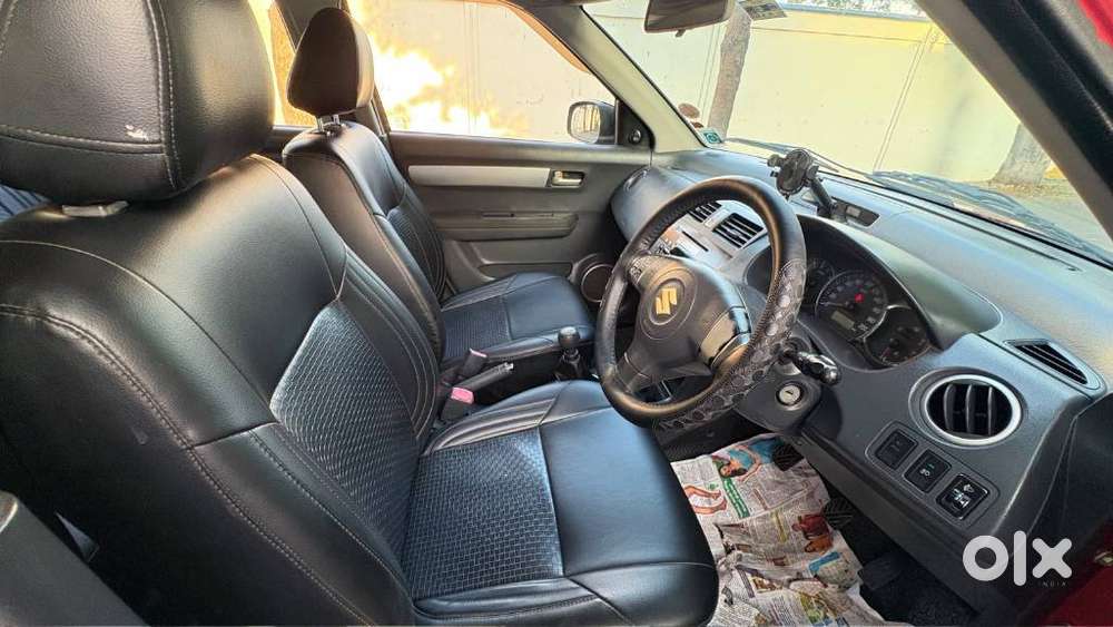 Maruti Suzuki Swift Zxi, 2011, Petrol