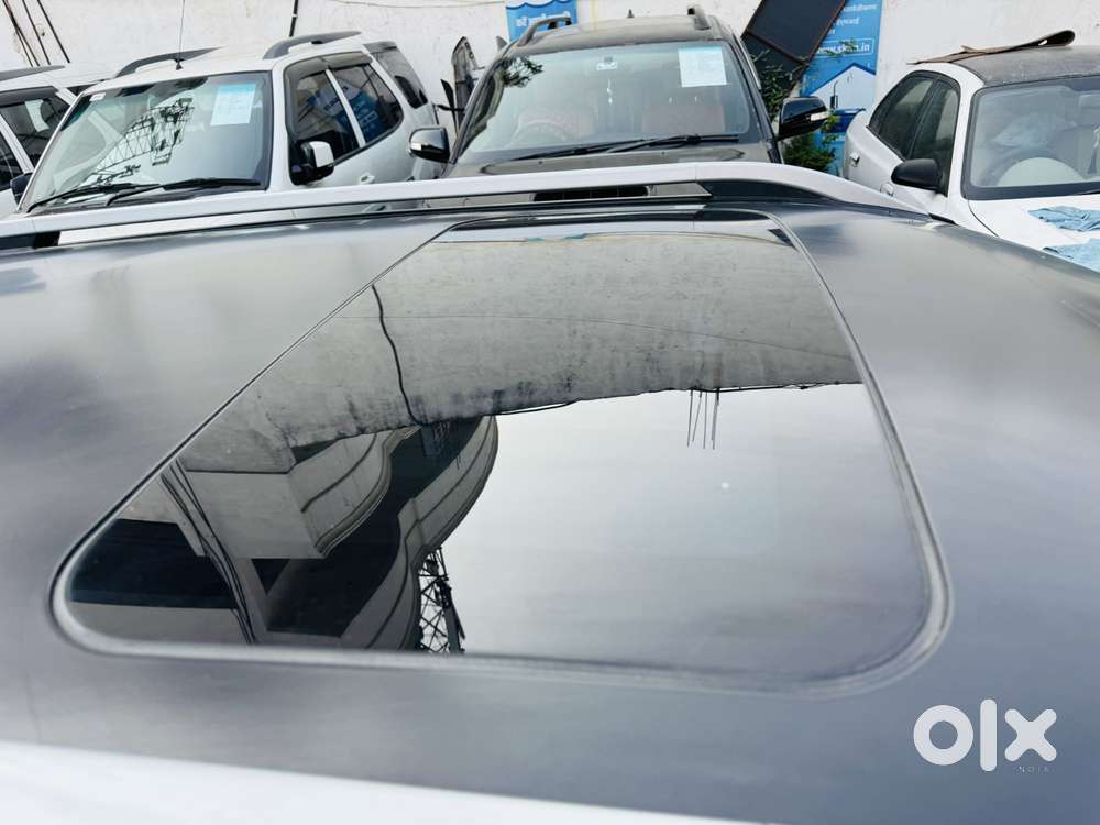 Maruti Suzuki Brezza 1.5 Zxi Smart Hybrid, 2023, Petrol