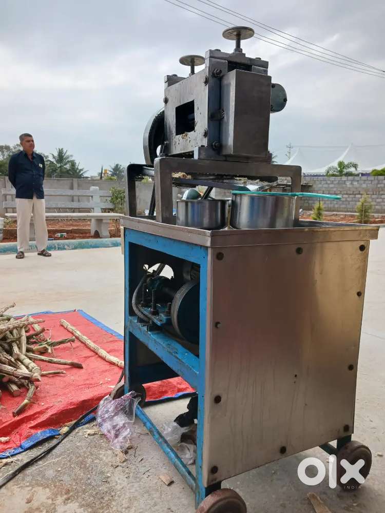 Sugar cane juice machine