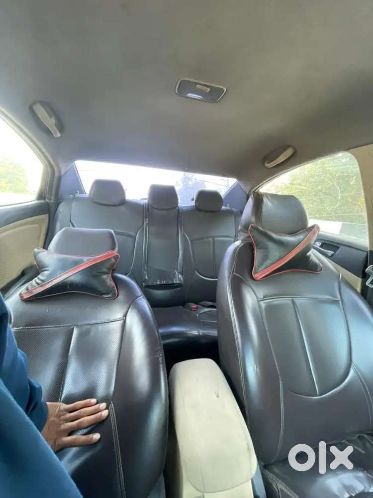 Hyundai Verna 2011