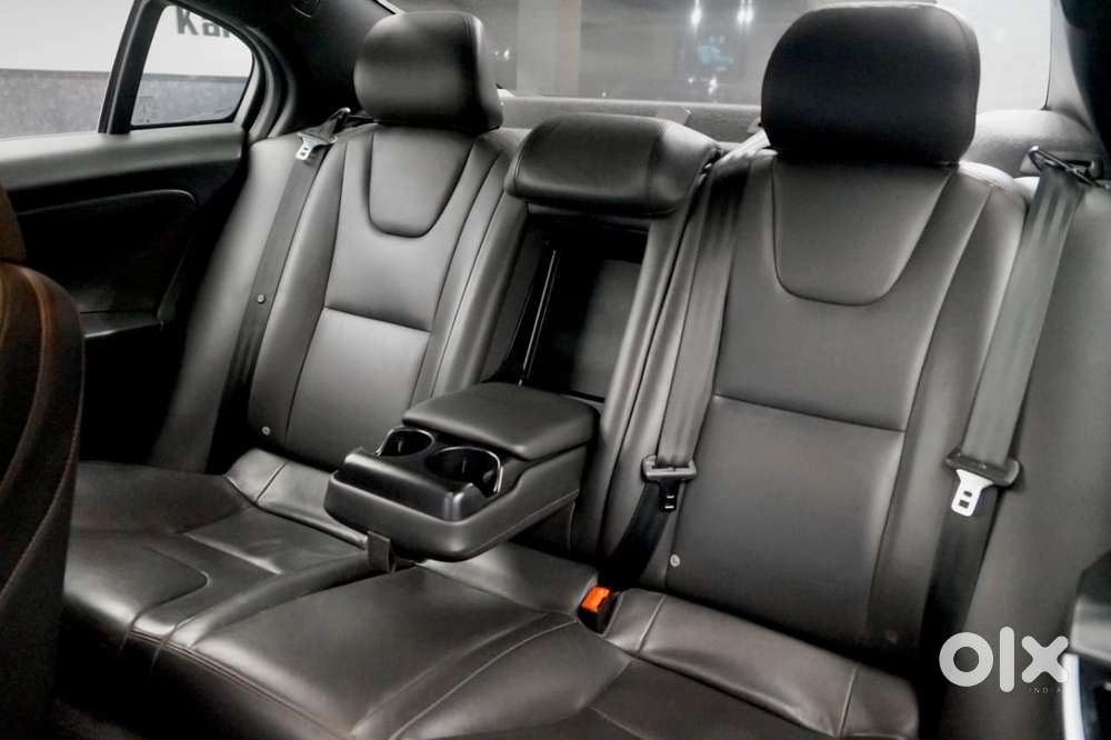 Volvo S60 Cross Country