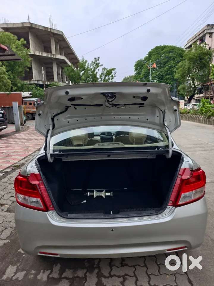 Maruti Suzuki Dzire 1.2 Vxi Amt, 2018, Petrol