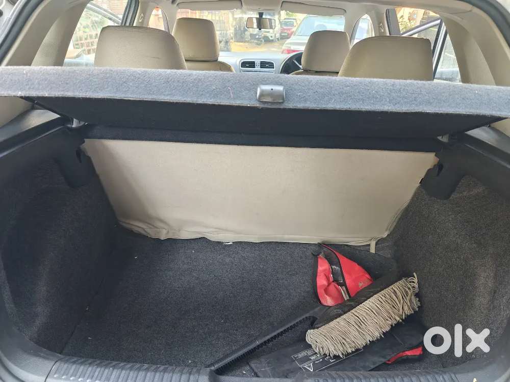 Volkswagen Polo 2014 Petrol 75028 Km Driven