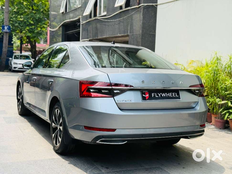 Skoda Superb 2.0 L&k Tsi At, 2021, Petrol