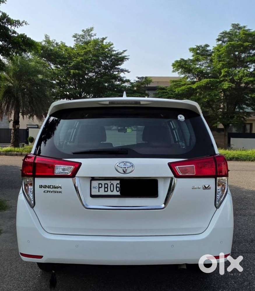 Toyota Innova Crysta 2.4 V, 2022, Diesel
